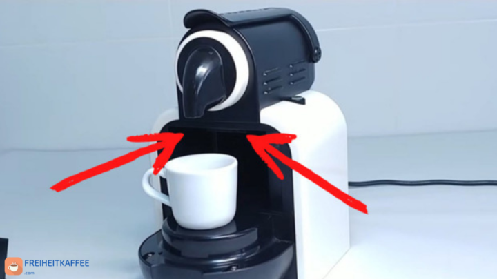 Nespresso-Kaffeemaschine mit Wasserleckproblem