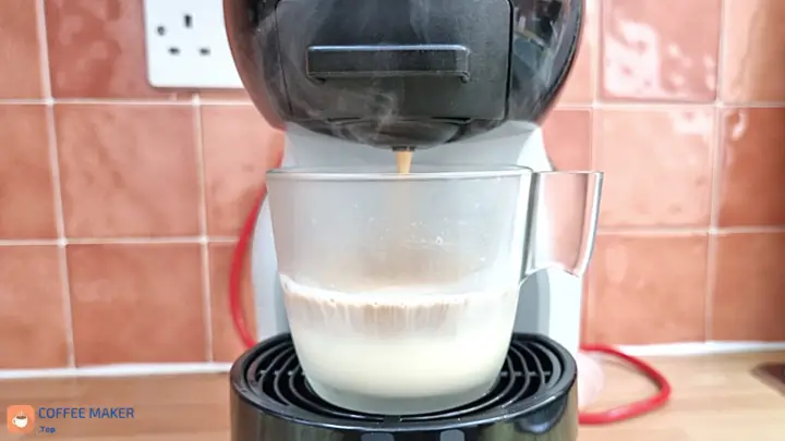 Extraktion von Espresso über sehr kalter Milch